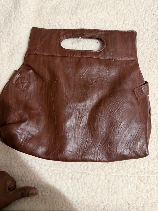 Vintage Handbags - Vintage Brown Leather Cutout Handle Clutch
